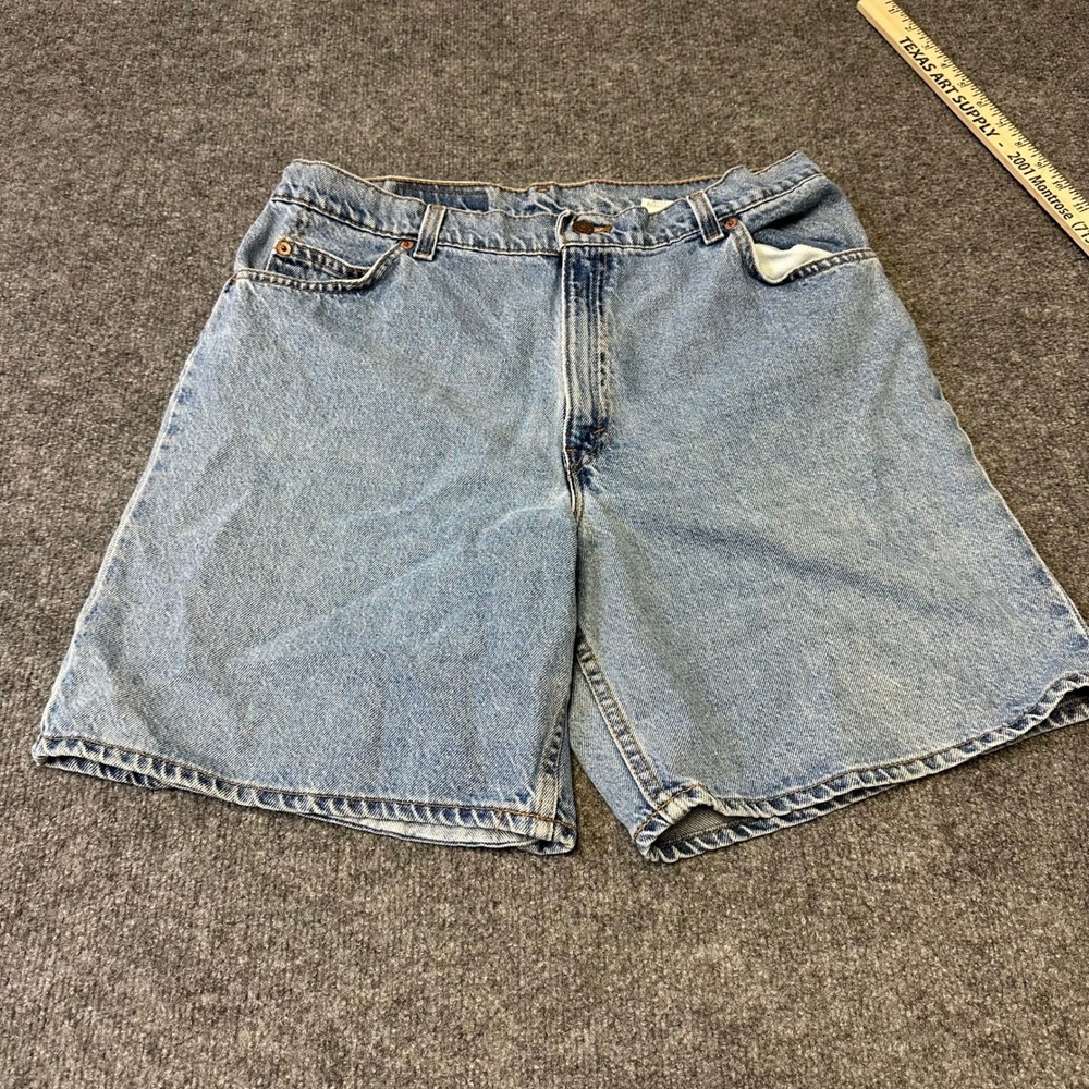 Levi's Shorts Womens Size 16 Light Wash Denim Relaxed Fit Orange Tab USA Made